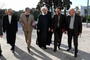 ۱۰ دلیل در رد رشد اقتصادی ۷.۴درصدی
