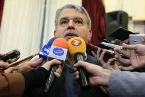 امیدواریم در آینده سایر کشورهای فارسی‌زبان در جایزه جلال شرکت کنند