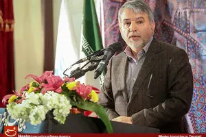 وزیر ارشاد به ۷ نویسنده گواهینامه درجه یک هنری اعطا کرد