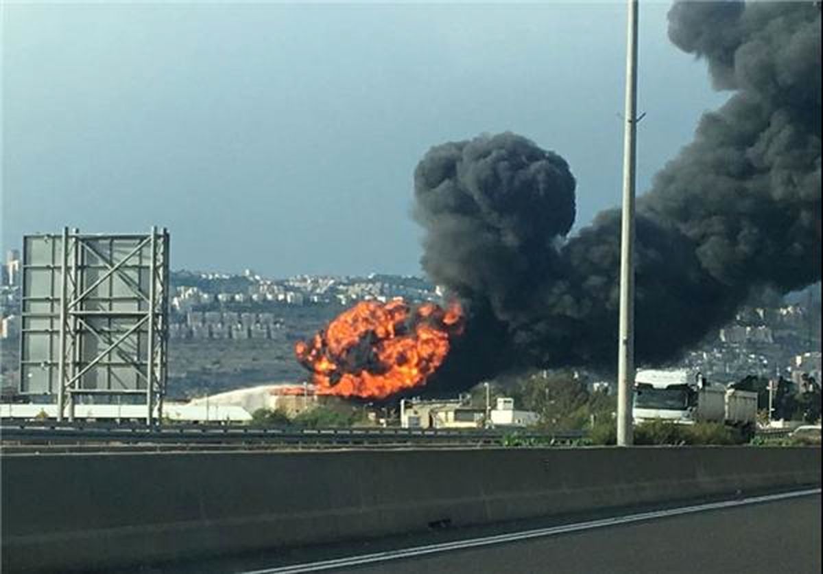 انفجار و آتش‌سوزی در پالایشگاه نفت حیفا