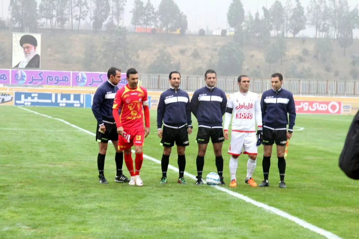 تساوی نفت تهران و تراکتورسازی در نیمه نخست