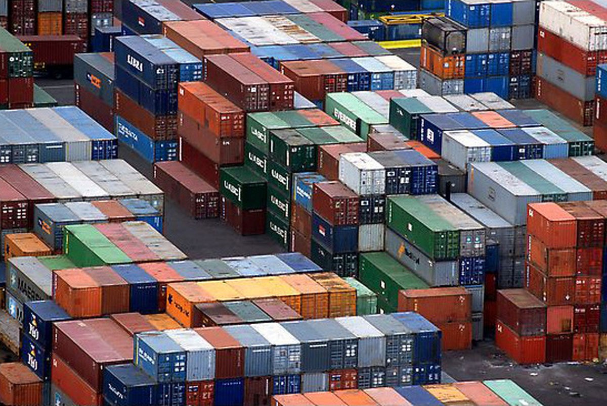 عقب‌ماندگی ۱۹ میلیارد دلاری صادرات غیرنفتی در فاصله کمتر از سه ماه تا پایان سال/ جهش عجیب واردات از آلمان در یک سال اول اجرای برجام