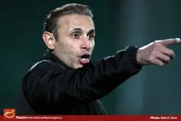 گل‌محمدی سرمربی اکسین البرز شد