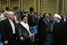 «نسیم آنلاین» بررسی کرد: اصلاح‌طلبان در مواجهه با دولت ناکارآمد روحانی چه می‌کنند؟ عبور از هویت اصلاح‌طلبی یا بازی با مهره‌های درجه دو