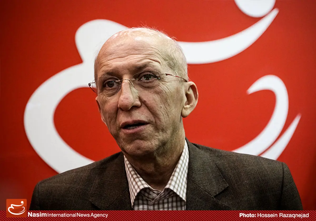 دولت با رفتار سیاسی و تعیین سقف ۲۰ میلیونی؛ تعداد نجومی بگیران را از ۹ هزار نفر به ۳۹۷ نفر کاهش داد