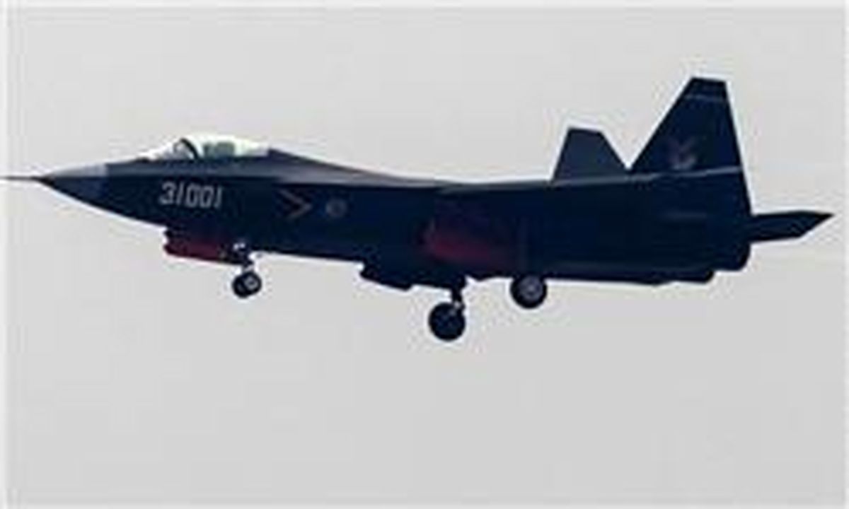 چین جنگنده نسل پنجم رقیب "اف -۳۵" را با موفقیت آزمایش کرد