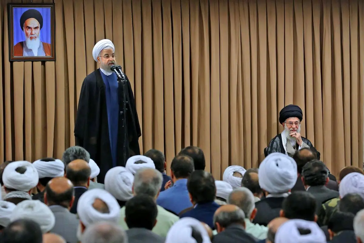 رهبر انقلاب: مسئولان دولتی آخر سال ۹۵ گزارش بدهند