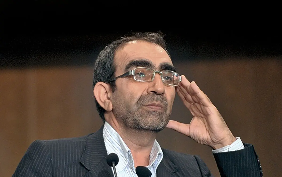 عباس شاکری: آقای سیف اگر نمی‌توانید معاملات سوداگرانه بازار را کنترل کنید، مقصر گرانی دلار شمایید!