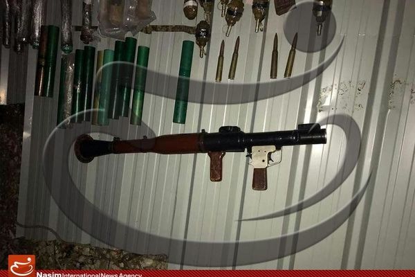 شناسایی و بازداشت سه عامل تروریستی و کشف یک انبار مهمات در طرابلس+ تصویر