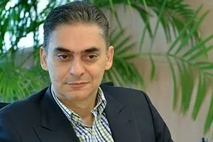 لاهوتی: بانک مرکزی گوش شنوایی برای مدیریت بازار دلار ندارد/ برخورد قهری دلار را ارزان نمی‌کند