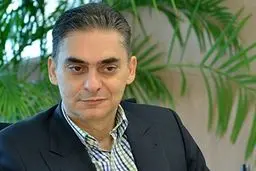 لاهوتی: بانک مرکزی گوش شنوایی برای مدیریت بازار دلار ندارد/ برخورد قهری دلار را ارزان نمی‌کند