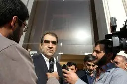 با زور و اجبار پزشکان را نمی‌توان در بخش دولتی نگهداشت