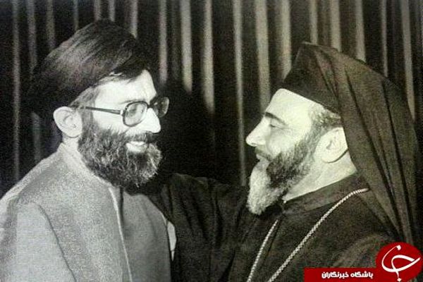 مشهورترین اسقف مسیحی حامی مقاومت درگذشت +‌ تصاویر با امام و رهبری