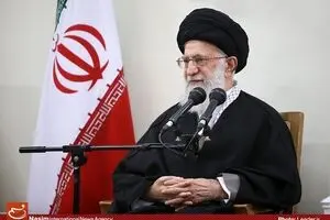 دلیل پیشرفت‌های علمی و صنعتی آمریکا بکارگیری اقتصاد مقاومتی است