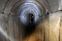 ارتش مصر ۱۲ تونل دیگر در مرز غزه را تخریب کرد