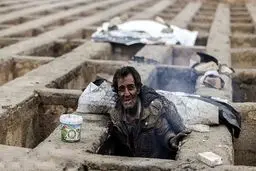 ابعاد قبرها برای نجومی بگیران تنگ است