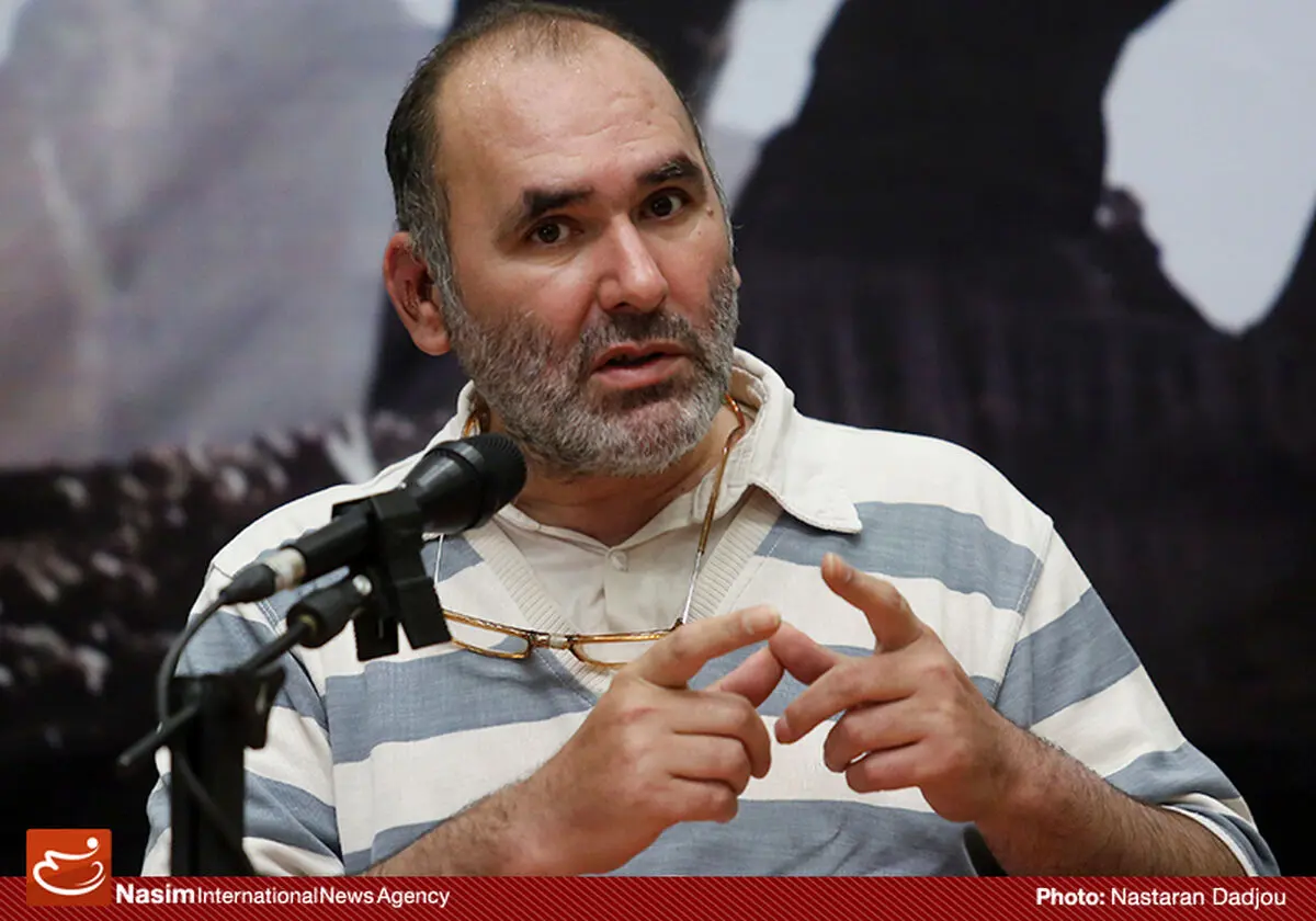 جاهایی از شدت اشک نمی‌توانستم از ویزور دوربین نگاه کنم