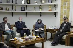 اعضای هیأت علمی یازدهمین جشنواره شعر فجر معارفه شدند