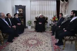 حقوق شهروندی در بخش اجرایی کشور تضمین دارد/ دیدار با خانواده شهدا و ایثارگران برای مسئولان افتخار است
