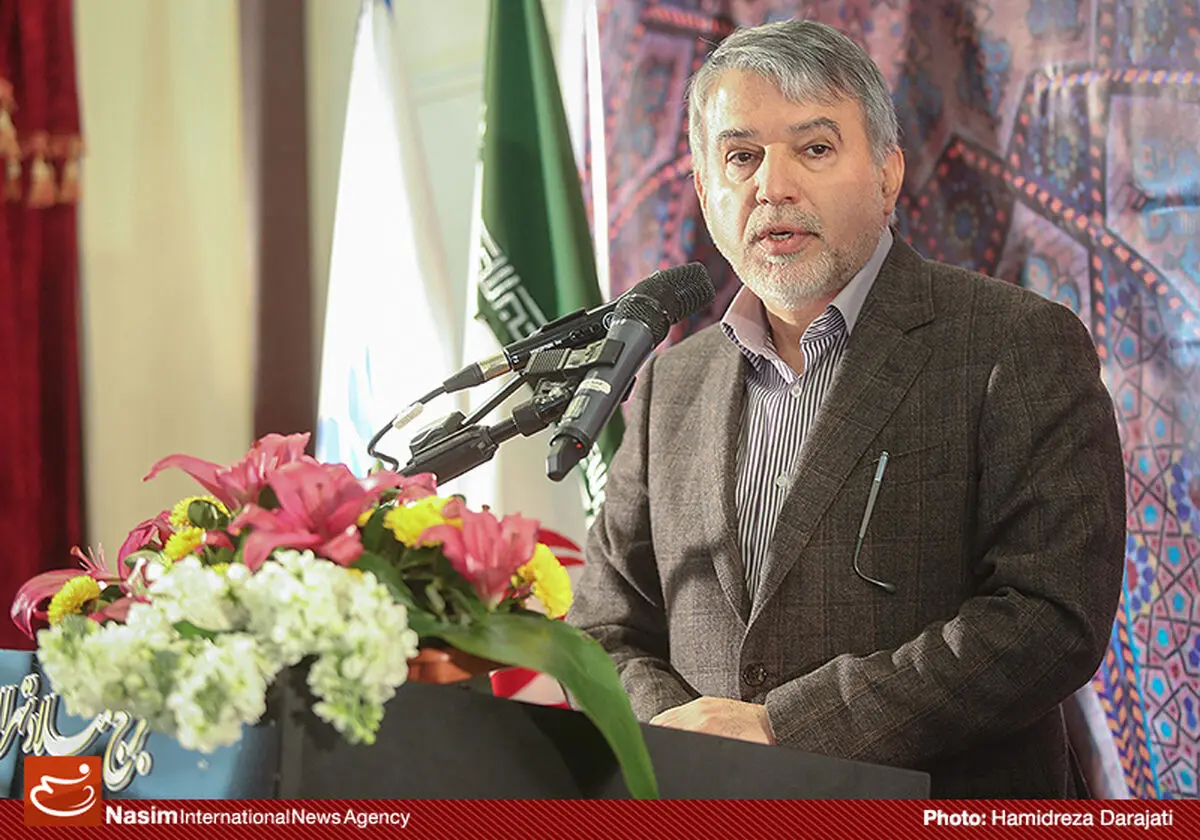 نیما یوشیج برای ماندگاری زبان تبری تلاش‌هایی داشت
