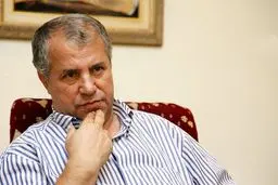 پروین: فکر نمی‌کنم فدراسیون استعفای کی‌روش را قبول کند/ اختلاف کی‌روش و برانکو به ضرر فوتبال ایران است