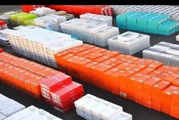 کشف و ضبط بیش از ۷ هزار گوشی قاچاق به ارزش تقریبی ۷ میلیارد تومان + تصاویر