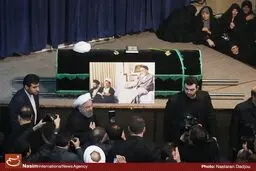 دعوت خانواده آیت‌الله هاشمی از مردم برای نمایش وحدت در مراسم تشییع