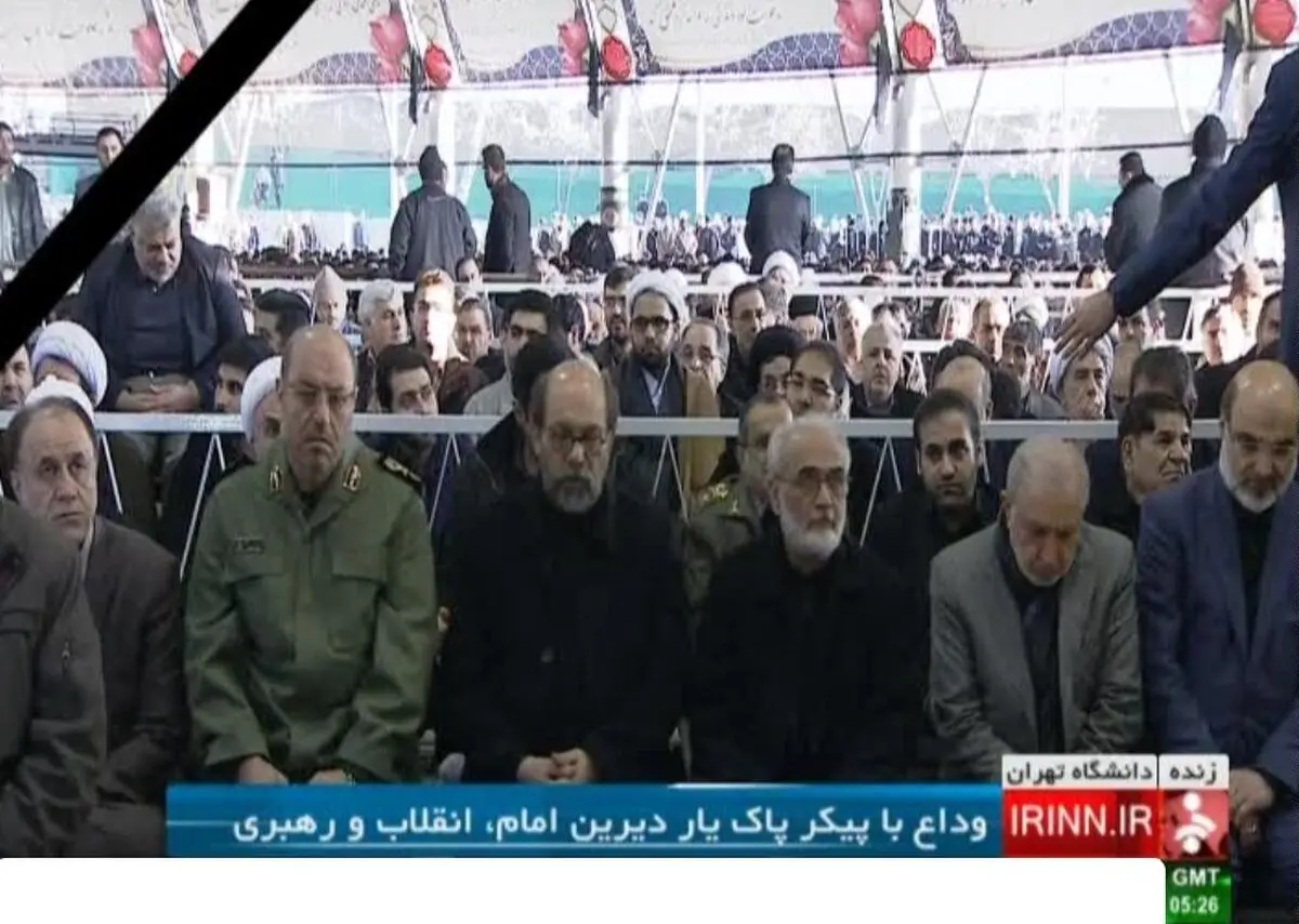 حضور چهره‌های کشوری و لشگری در مراسم اقامه نماز بر پیکر آیت‌الله هاشمی