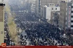 زبان‌‌مان در سپاسگزاری از الطاف مردم و مسئولان ویژه رهبر انقلاب، مراجع و نخبگان قاصر است