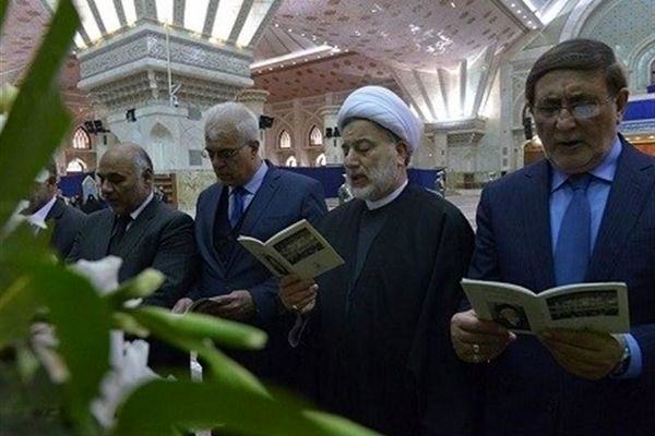 تجدید میثاق نمایندگان و نایب‌رئیس مجلس عراق با آرمان‌های امام خمینی(ره)