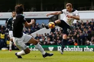 برتری تاتنهام با هت‌تریک هری کین