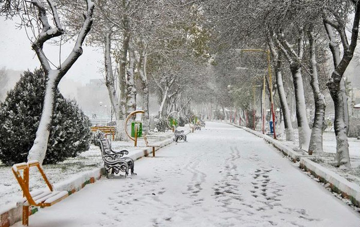 بارش برف در غرب و شمال غرب از امروز/ شمال تهران امروز برفی است