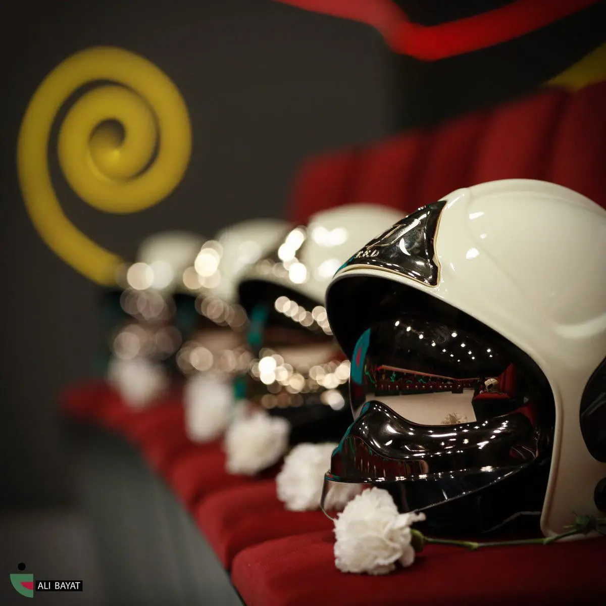 حضور آتش نشان‌هاى بى‌نشان در خندوانه