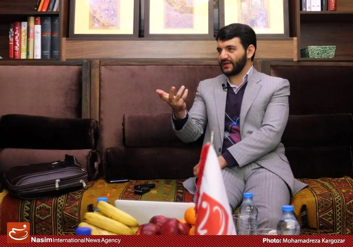 دولت روحانی فقط سالی ۳۰۰ هزار شغل ایجاد کرد/ هنوز در رکودیم/ نرخ بیکاری ۱.۷ درصد افزایش یافته است