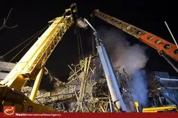 کاهش تعداد آتش‌نشانان مفقود به ۱۵ نفر/ تاکنون فقط یک جسد خارج شده است