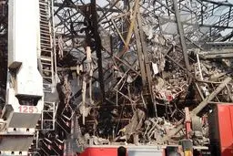 حادثه پلاسکو مشابه فرو ریختن برج‌های دوقلو است