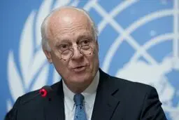 دی‌میستورا وارد آستانه شد