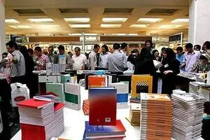 وقتی مردم از مدافعان حرم استقبال می‌کنند