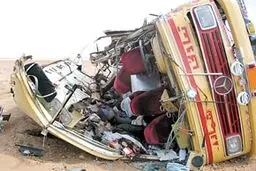 یک کشته و ۲۴ مصدوم در واژگونی اتوبوس در مشهد