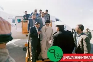 بازدید رهبر معظم انقلاب از هواپیمای تولیدشده ایران ۱۴۰ در 