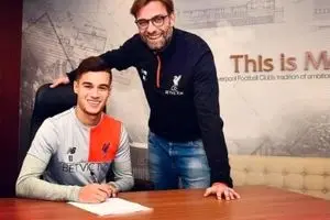 کوتینیو با لیورپول تمدید کرد