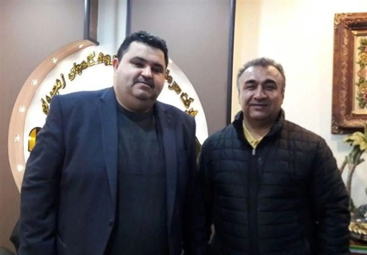 نادر دست‌نشان سرمربی تیم فوتبال خونه به خونه شد