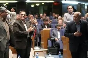 آقای رئیس کجایید، پیدایتان نیست؟/ سود ۵۰۰ هزار تومانی دلالان از فرصتی که سیف برایشان فراهم کرد