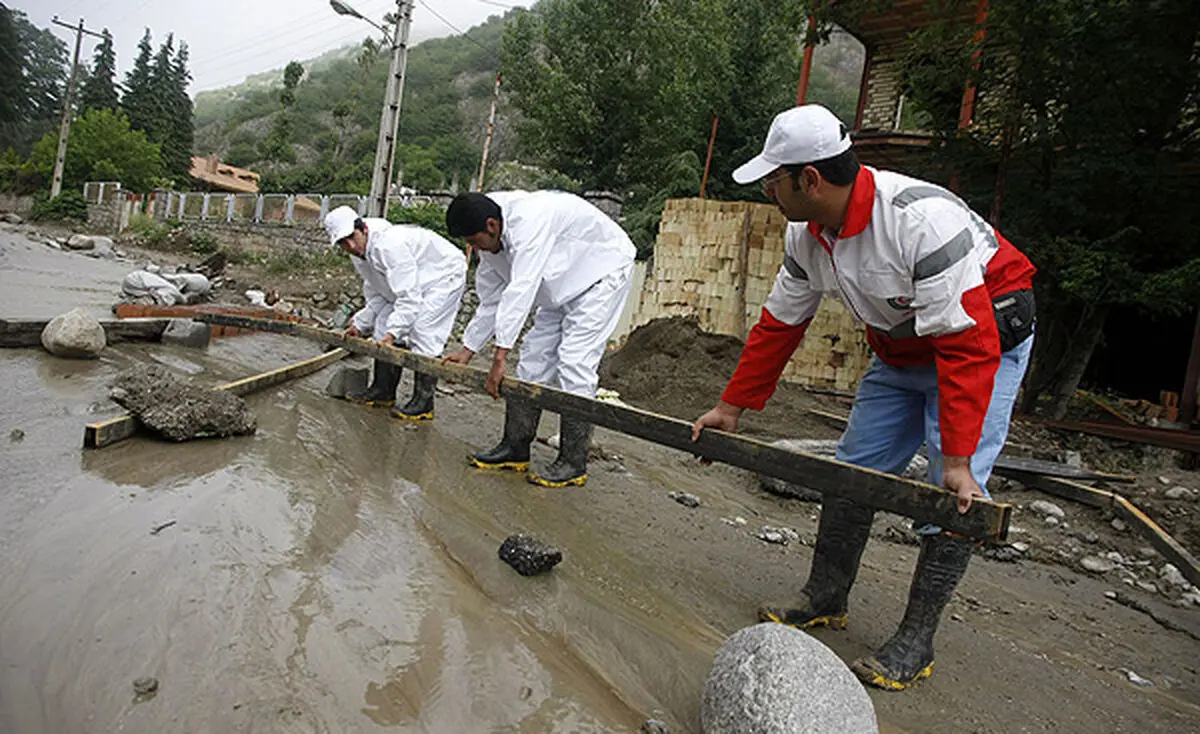 امدادرسانی به بیش از ۷ هزار تن از متاثران سیل و آبگرفتگی استان هرمزگان