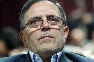 آقای سیف! چگونه انتظار دارید، ذهن شما را بخوانیم و حدس بزنیم سیاست‌های آتی‌تان در زمینه این صورت‌های مالی چیست؟