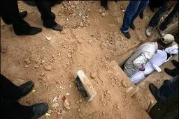 دفن پیکر دو جانباخته پلاسکو با هزینه شهرداری در بهشت زهرا