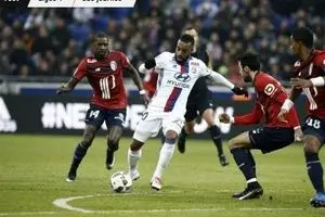 لیون در خانه شکست خورد