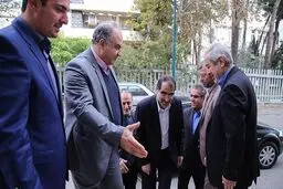بازی با سلامت مردم با انتقال بیمه سلامت به وزارت بهداشت!