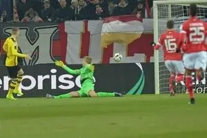 دورتموند مقابل ماینتس متوقف شد
