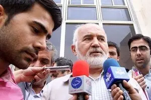 توکلی: وزیر میلیاردر و ویژه‌خوار را برکنار کنید!/ روش‌های نعمت‌زاده در وزارت صنعت فسادپرور و فسادزا است